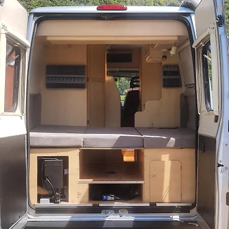 Camper Van Montenegro خيمة فخمة بودغوريتْسا