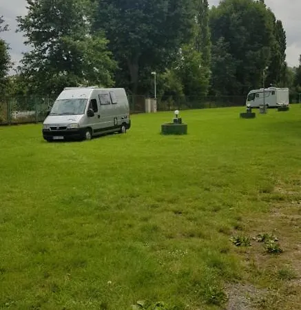 Camper Van Montenegro خيمة فخمة بودغوريتْسا